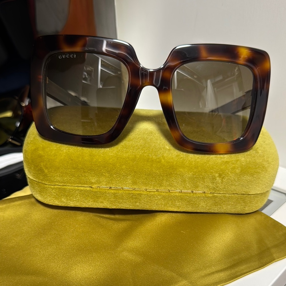 Gucci Brown Tortoise Women's Sunglasses